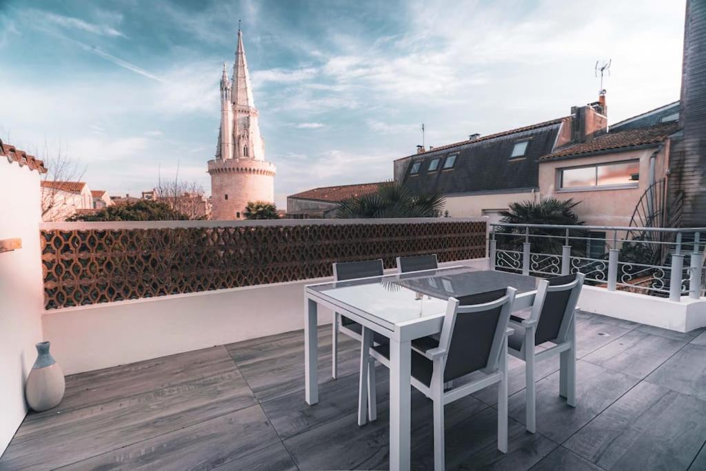 Appartement Vue Superbe sur Tour de la Lanterne T2 + Terrasse à La Rochelle  Extérieur photo